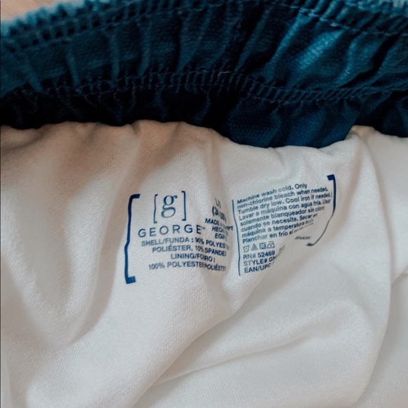 COPY - NEW! Never Used Columbia Men’s Khaki Shorts - Picture 5 of 7